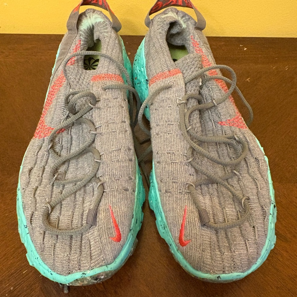 Nike Space Hippie 04 Knit Sneakers